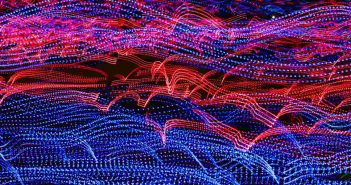 Elektronlar bilinçli midir?